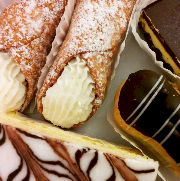 Eclairs
